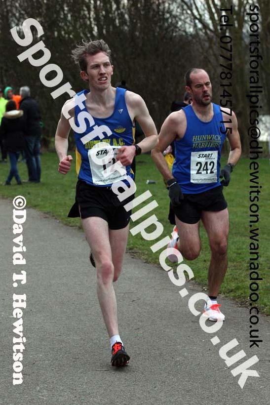 Senior men and veterans over-40s Royal Signals NECC Rod Relays, Hetton Lyons Park, Hetton-le-Hole. Photo: David T. Hewitson/Sports for All Pics
